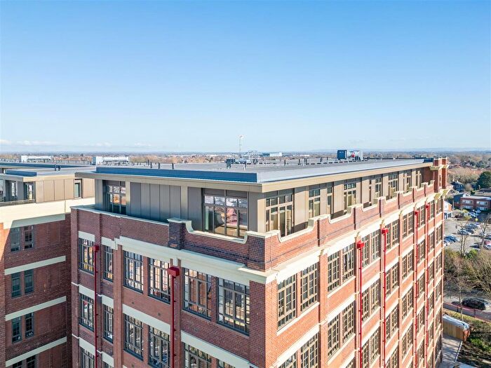 3 Bedroom Flat To Rent In The Penthouse, Cocoa Suite, Haxby Road, York, YO31
