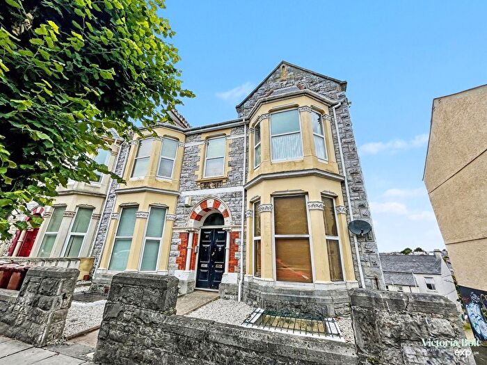 1 Bedroom Maisonette For Sale In Mutley, Plymouth, PL4