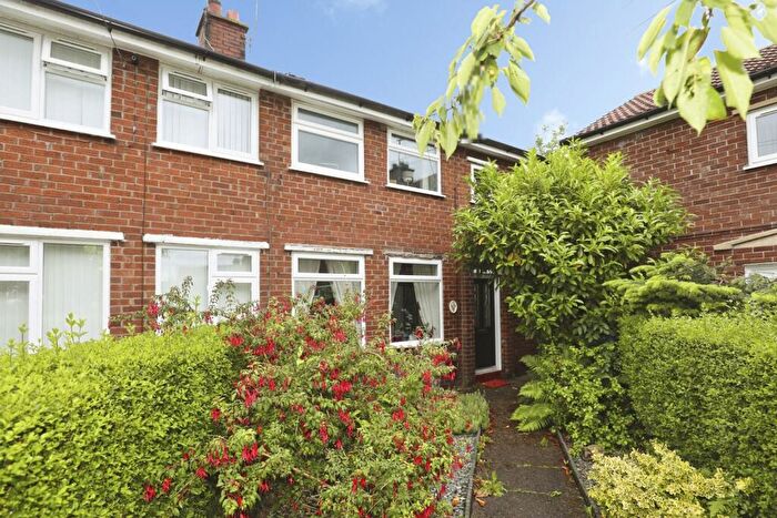 3 Bedroom Semi Detached House For Sale In Astbury Drive, Barnton, Northwich, Cheshire, CW8