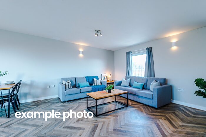 2 Bedroom Property To Rent In Flat, Mayfair Court, Manchester, M14