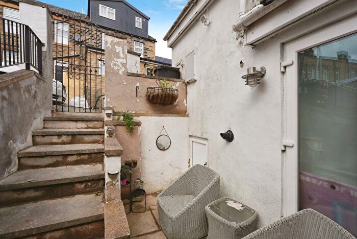 2 Bedroom End Terrace House For Sale In Haugh Shaw Road, Halifax, HX1