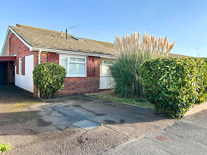 4 Bedroom Semi-Detached Bungalow For Sale In Highcroft Crescent, Bognor Regis, PO22