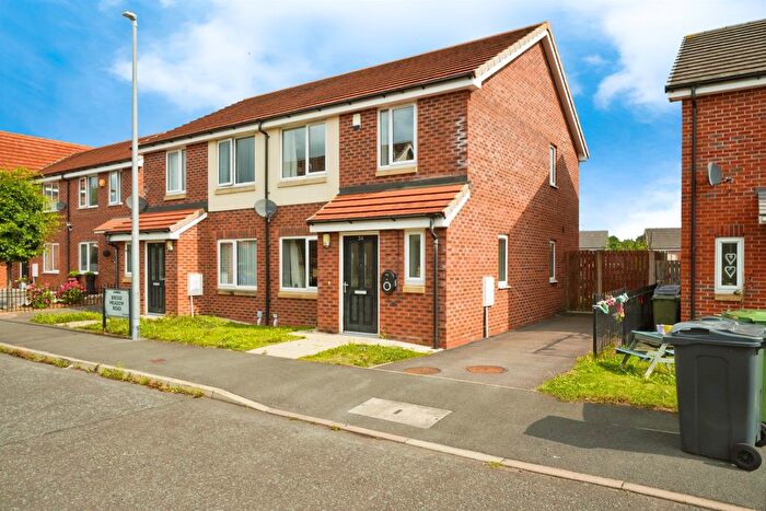 3 Bedroom Semi-Detached House For Sale In Bridge Meadow Road, Wirral, CH49
