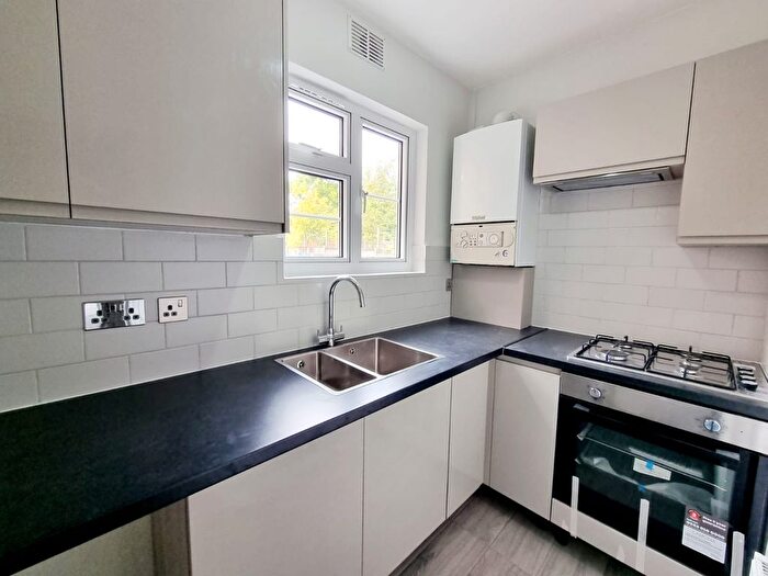 1 Bedroom Flat To Rent In Edgware Road, Colindale, NW9