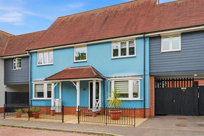 4 Bedroom Link Detached House To Rent In Archer Crescent, Tiptree, Colchester, CO5