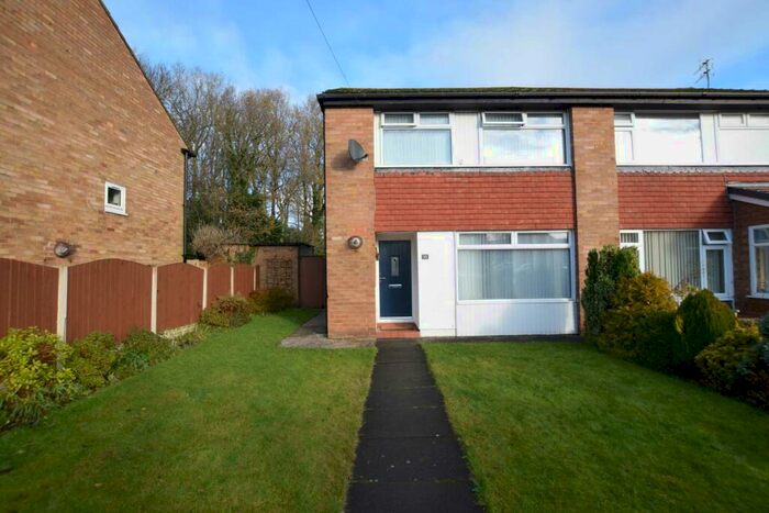 3 Bedroom Semi-Detached House For Sale In Benty Close, Bebington, CH63