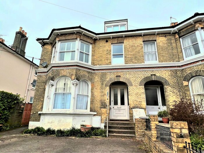 1 Bedroom Flat To Rent In Upper Grosvenor Road, Tunbridge Wells, Kent, TN1