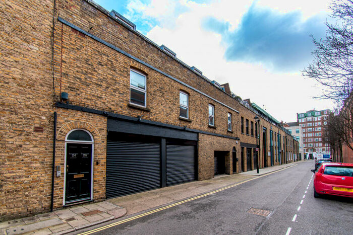 1 Bedroom Flat To Rent In Boston Place, Marylebone, NW1