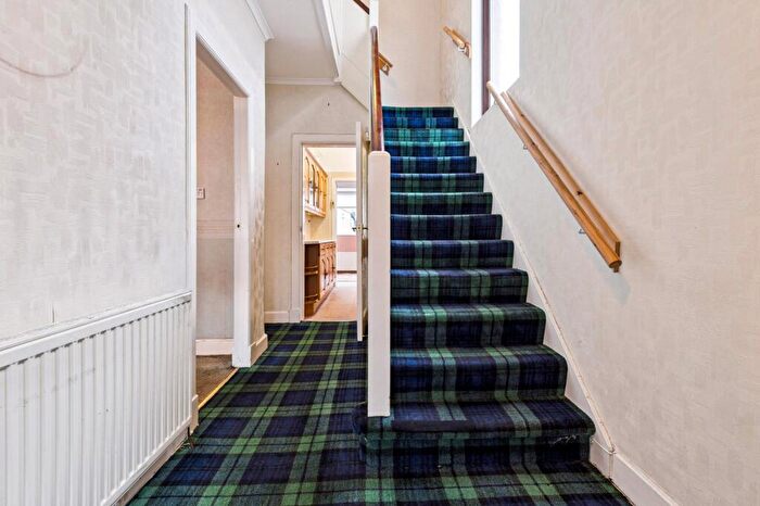 3 Bedroom Terraced House For Sale In Nether Auldhouse Road, Newlands, Glasgow, G43