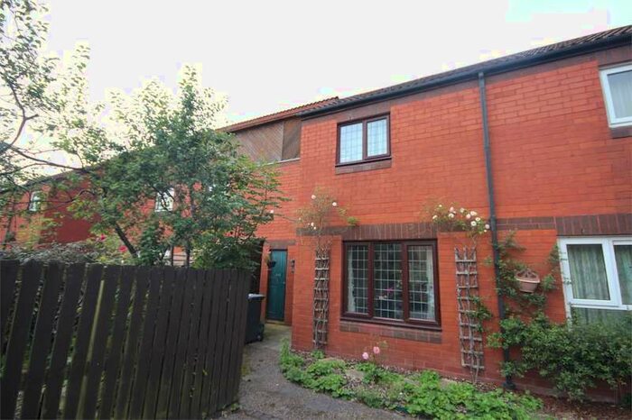 3 Bedroom Town House To Rent In Harcourt Close, Birchwood, Warrington, WA3
