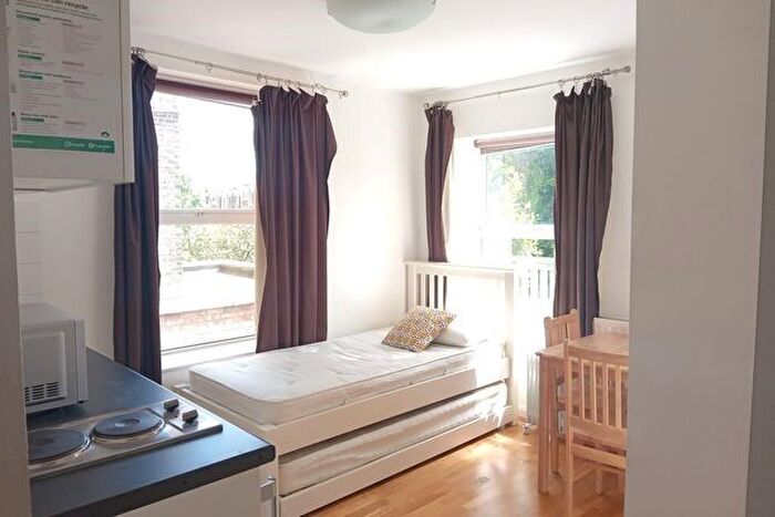 Studio To Rent In Hillfield Road, West Hampstead, NW6