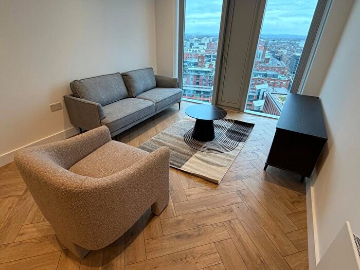 2 Bedroom Apartment To Rent In Port Street, Manchester, M1
