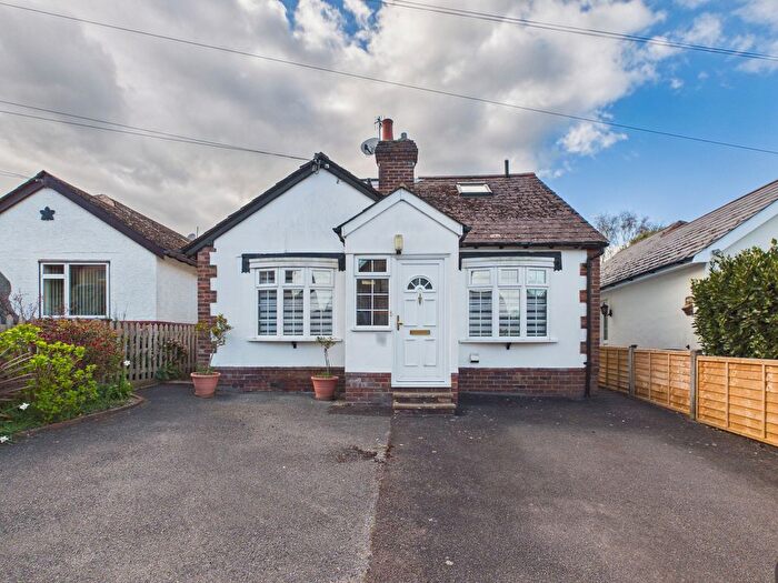 2 Bedroom Bungalow For Sale In Maidstone Road, Pembury, TN2