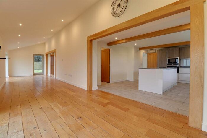 4 Bedroom Detached House For Sale In Tower Hill Barns, Akesmore Lane, Mow Cop, ST7