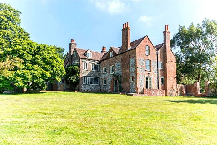 11 Bedroom Detached House To Rent In Goring Heath, Reading, RG8