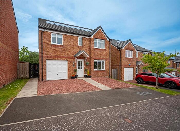 4 Bedroom Detached House For Sale In Drumgray Drive, Cambuslang, Glasgow, G72