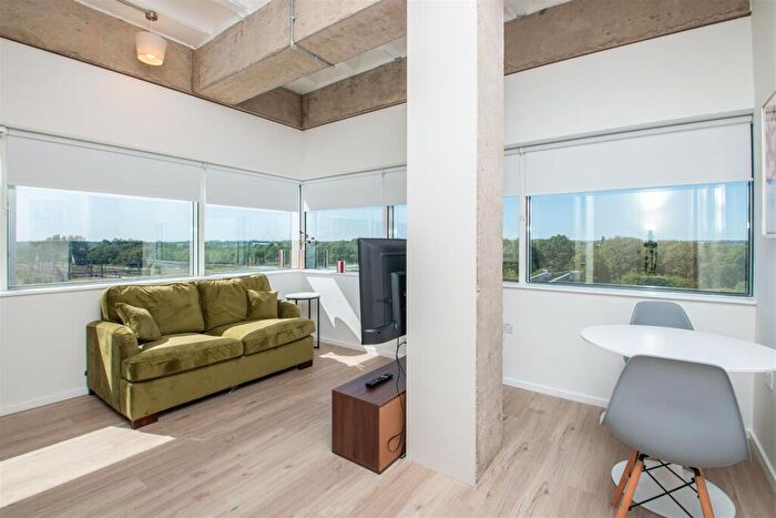 1 Bedroom Apartment To Rent In Station House, Central Milton Keynes, MK9