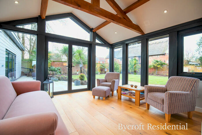 4 Bedroom Detached House For Sale In Dawdys Court, Halvergate, NR13