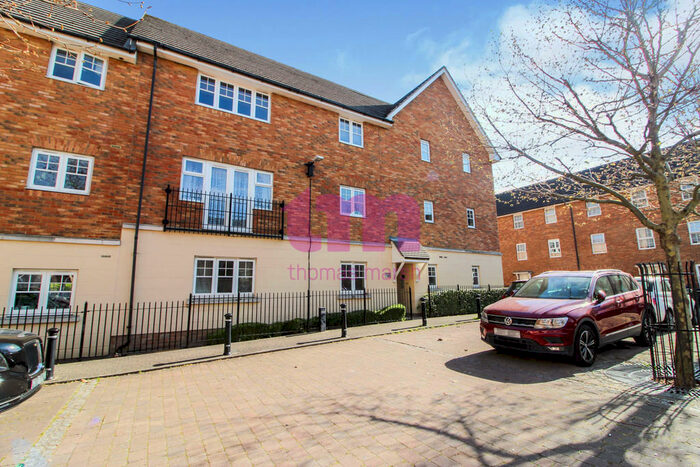 2 Bedroom Ground Flat To Rent In Caspian Way, Purfleet-on-Thames, RM19