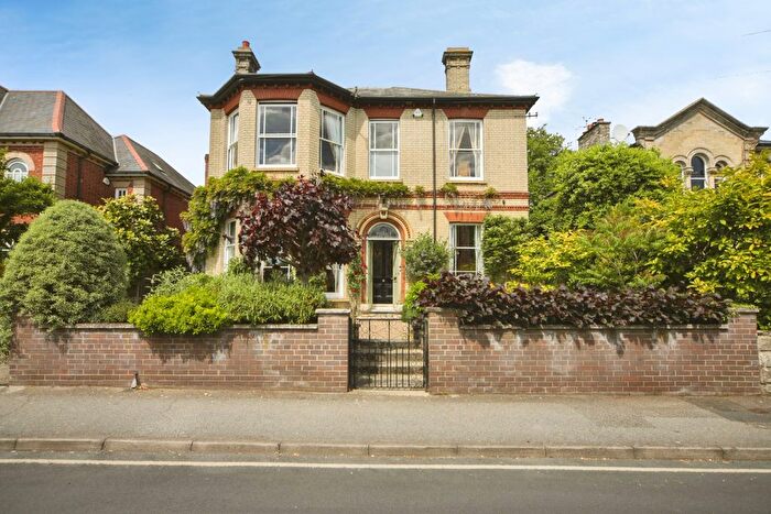 6 Bedroom Detached House For Sale In Dalton Road, Ipswich, IP1