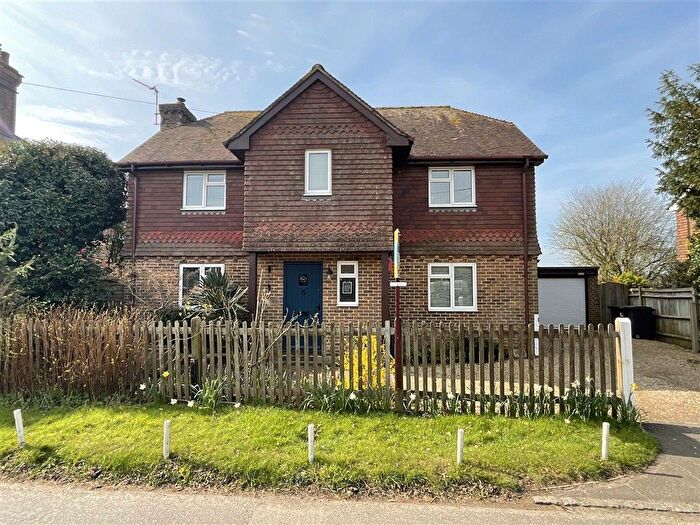 4 Bedroom Detached House For Sale In Station Road, Isfield, Uckfield, East Sussex, TN22