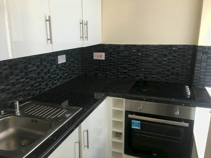 Studio To Rent In Bloomfield Road, Blackpool, FY1