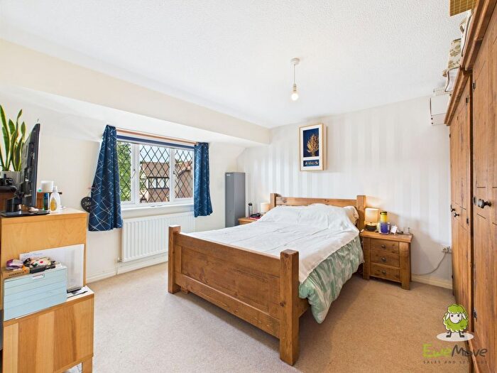 4 Bedroom Detached House For Sale In Redshank Avenue, Winsford, Cheshire, CW7