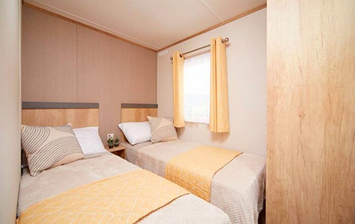 2 Bedroom Caravan For Sale In Hemsby, Great Yarmouth, NR29