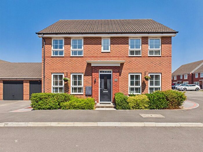 4 Bedroom Detached House For Sale In Bircher Way, Hucclecote, Gloucester, GL3