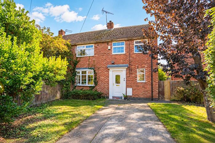 3 Bedroom Terraced House For Sale In Barkston Grove, York, YO26