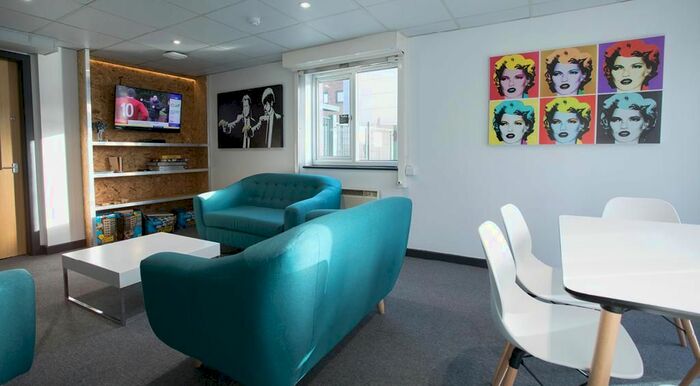 1 Bedroom Flat To Rent In Moss Lane East, Manchester M14