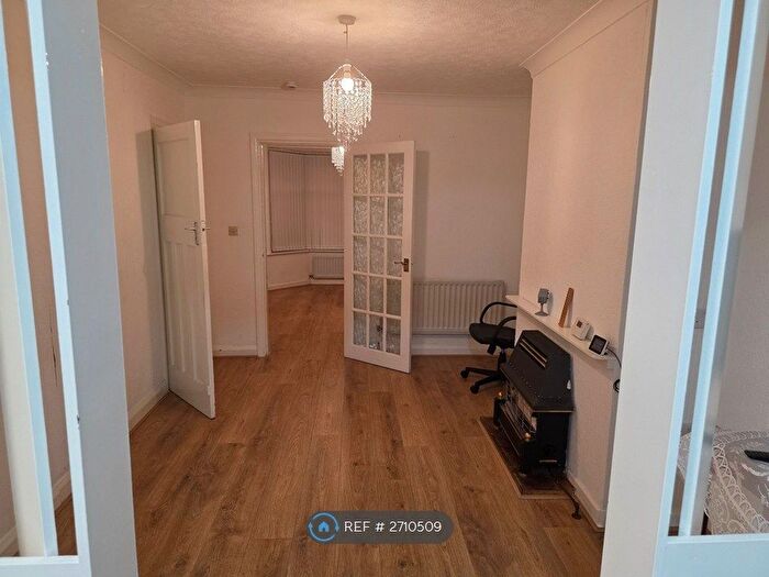 2 Bedroom Semi Detached House To Rent In Victoria Road, Wednesfield, Wolverhampton, WV11