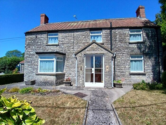 4 Bedroom Detached House For Sale In Whitstone Hill, Pilton, BA4