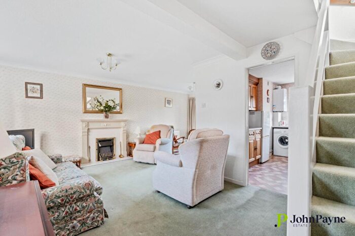 2 Bedroom Semi-Detached House For Sale In Grendon Close, Tile Hill, Coventry, CV4