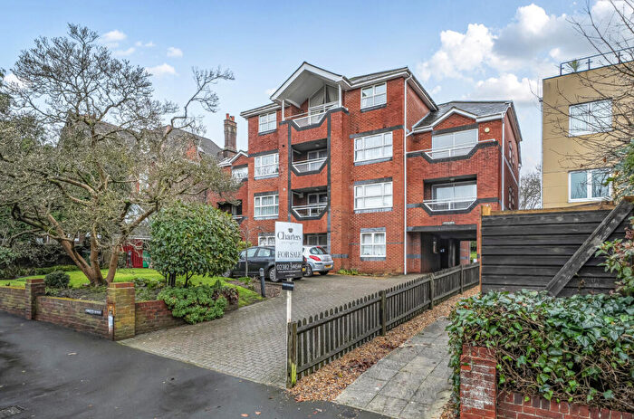 3 Bedroom Penthouse For Sale In Winn Road, Highfield, Southampton, Hampshire, SO17