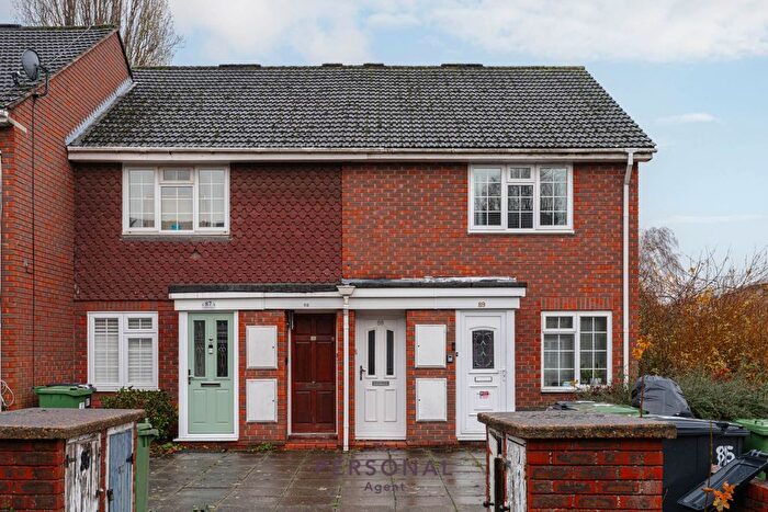 1 Bedroom Maisonette To Rent In Delaporte Close, Epsom, KT17