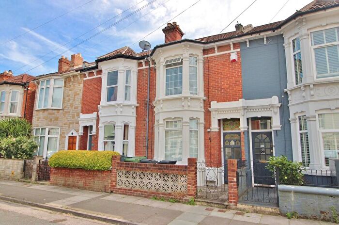 2 Bedroom Flat For Sale In Canterbury Road, Southsea, PO4
