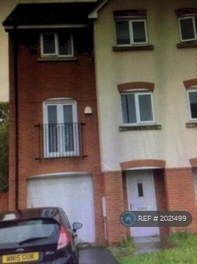 3 Bedroom Semi-Detached House To Rent In Galingale View, Newcastle-Under-Lyme, ST5