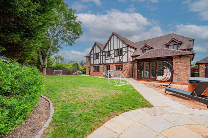 8 Bedroom Detached House For Sale In Plaistow Lane, Sundridge, Bromley, BR1