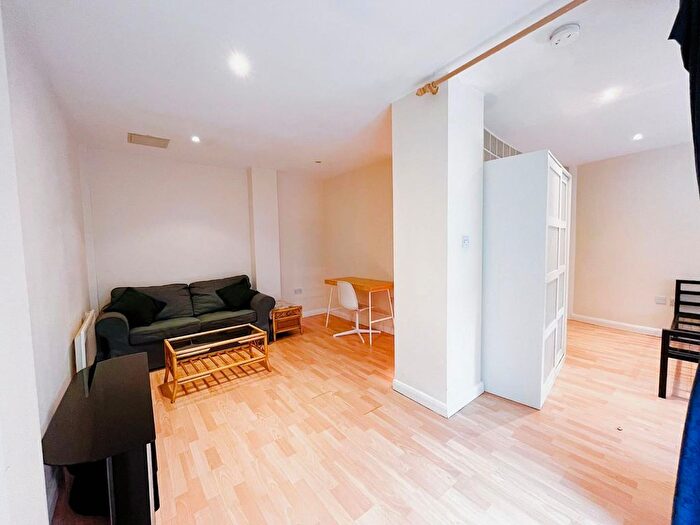 1 Bedroom Flat To Rent In Concord Street, The Spiral Apartment, Leeds, LS2