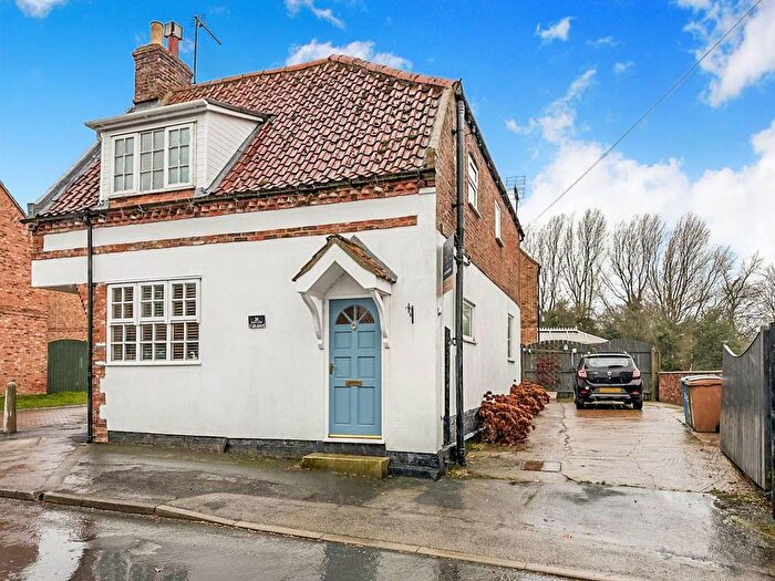3 Bedroom Detached House For Sale In North Street, Aldbrough, Hull, HU11