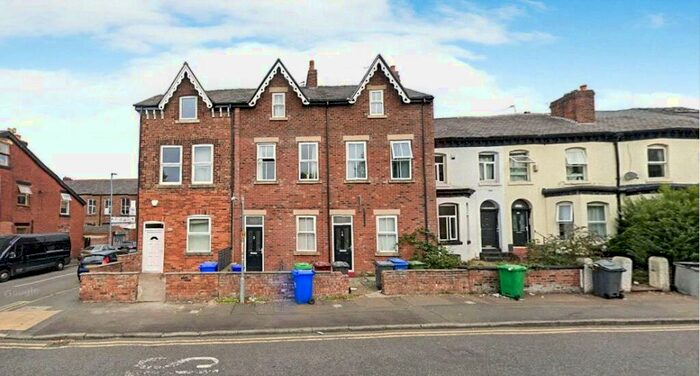 6 Bedroom Terraced House To Rent In Mauldeth Road, Manchester, Greater Manchester, M14