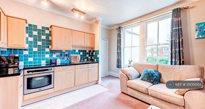 1 Bedroom Flat To Rent In Springfield Road, Brighton, BN1