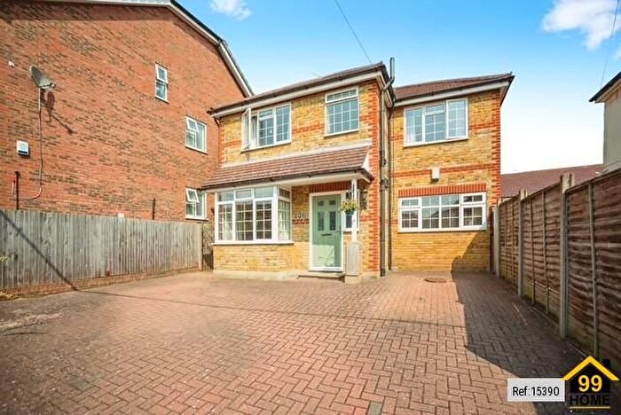 5 Bedroom Detached House For Sale In High Street, Wouldham, Rochester, Kent, ME1