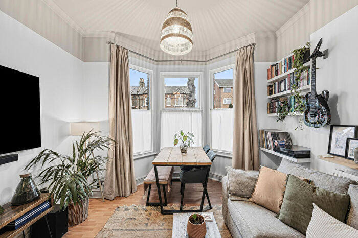 2 Bedroom Flat For Sale In Barry Road, East Dulwich, London, SE22