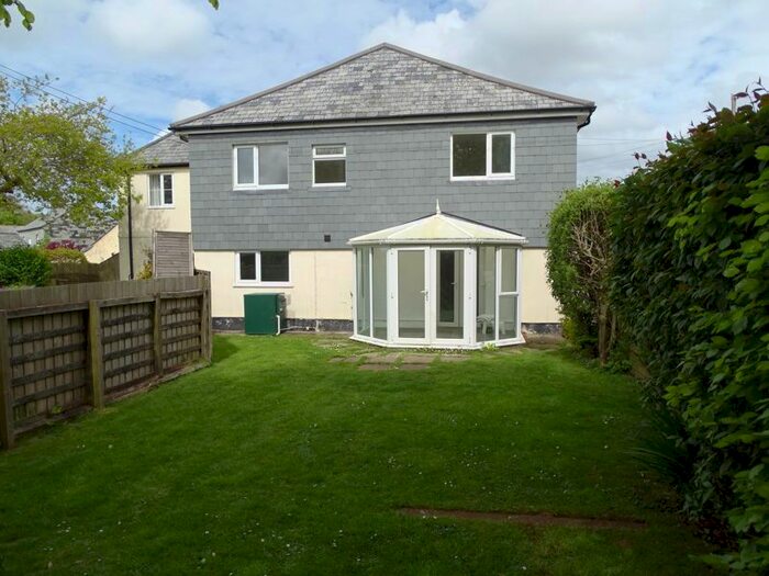 3 Bedroom Semi-Detached House To Rent In Coads Green, Launceston, PL15