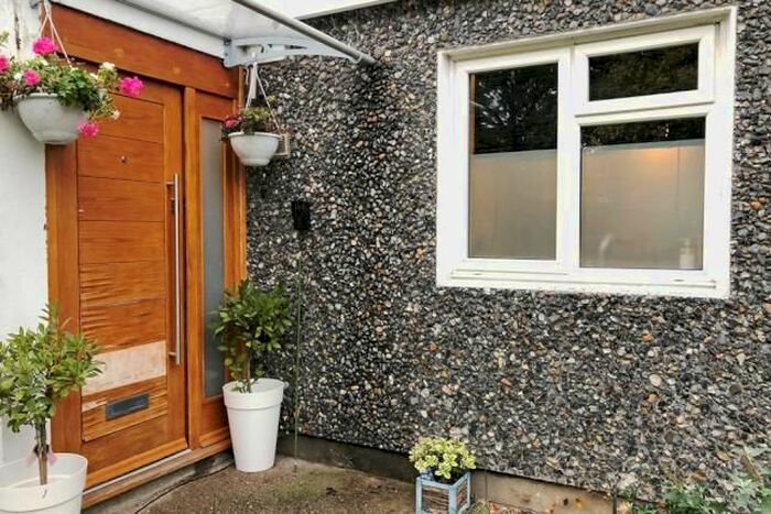 3 Bedroom Terraced House To Rent In Limes Avenue, Chigwell IG7