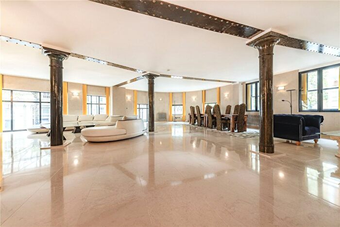 3 Bedroom Maisonette To Rent In Northumberland Avenue, London, WC2N