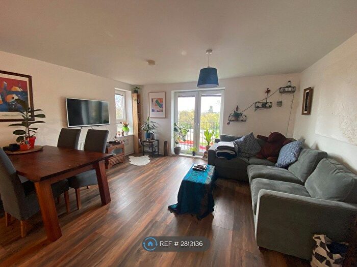 2 Bedroom Flat To Rent In Egan Terrace, Edinburgh, EH16