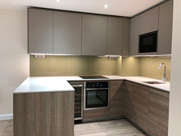 1 Bedroom Flat To Rent In Beaufort Square, Argent House, NW9